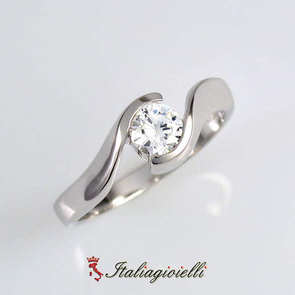 Delizioso Anello Solitario