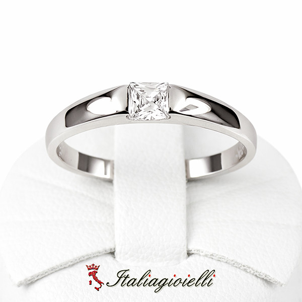 Elegante Anello Fedina