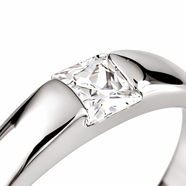 Elegante Anello Fedina